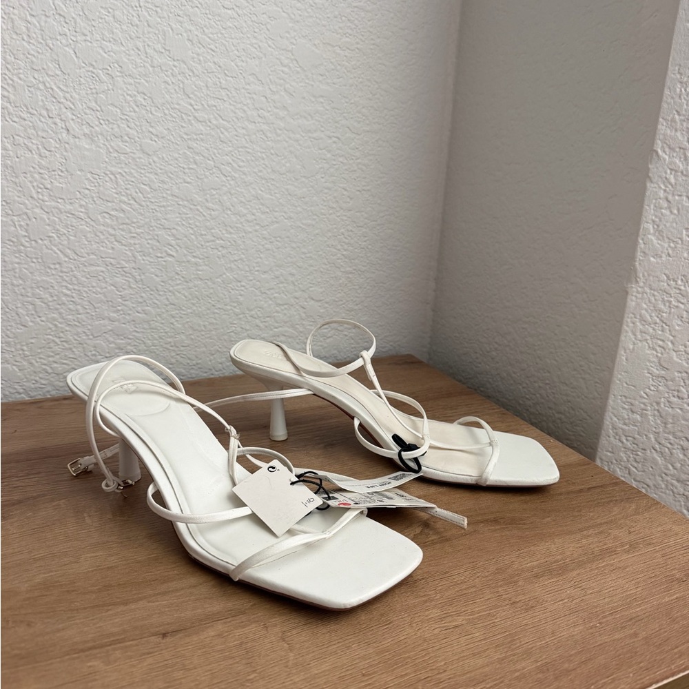 NWT Zara White Strappy Heels